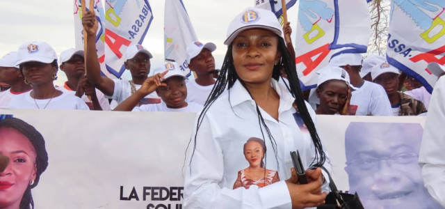 Candidate députée nationale et cadre de l'UDPS/Kibassa, Béatrice Lumbu foule le sol de Kalemie